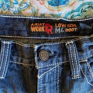 Men’s Ariat FR low rise, boot cut  Size 31/34